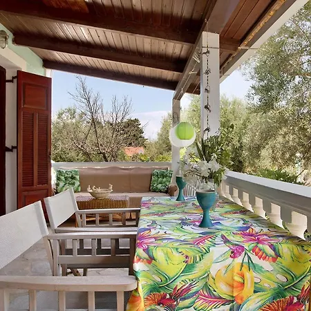 Areti Orfeas 3 Daire *