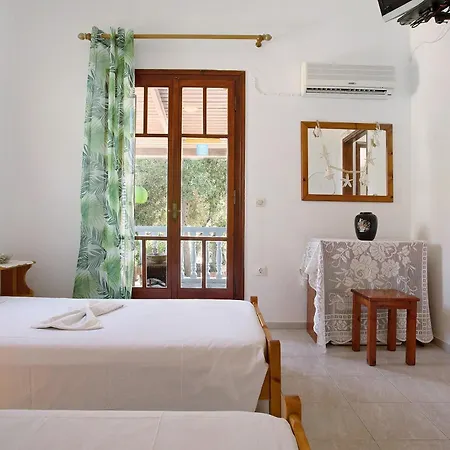 Apartment Areti Orfeas 3 *