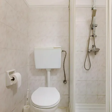 Areti Orfeas 3 Apartment *